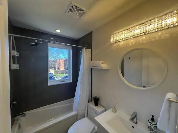 2 Bed Town Ideal For A Fun-Filled Family Vacation Niagara Falls 0*,
